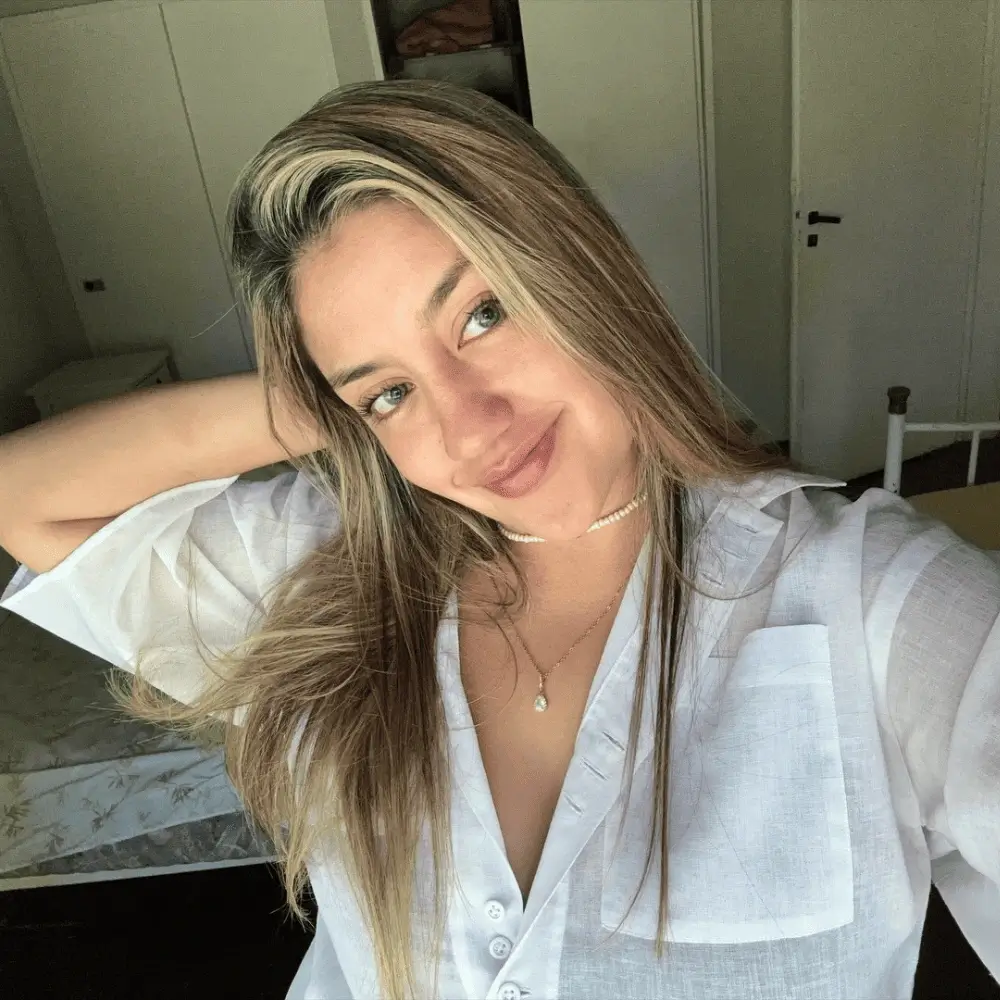 Influencer - Melanie Godoy - uTrending